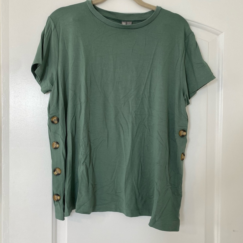 ASOS maternity and nursing tee
